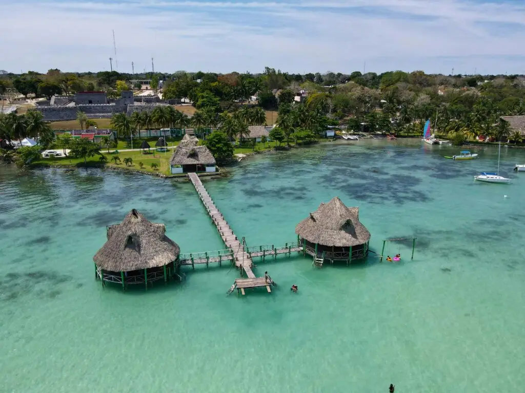 bacalar huts