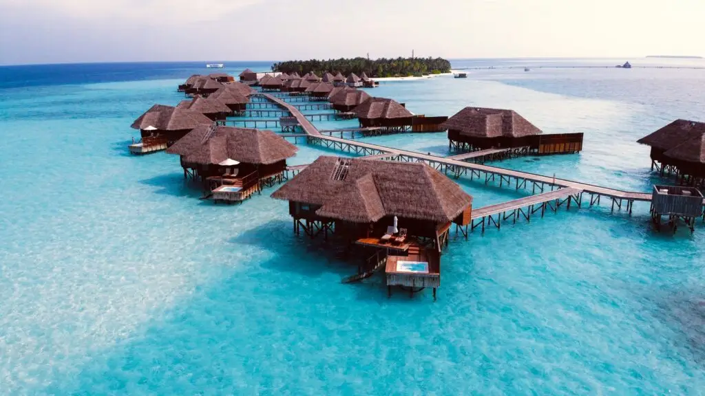 top 10 best water huts in the world