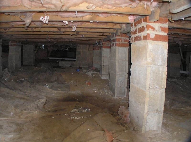 crawlspace