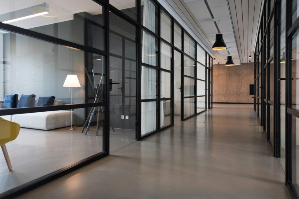 Acoustic Barriers in Open-Plan Offices: Materials That Work